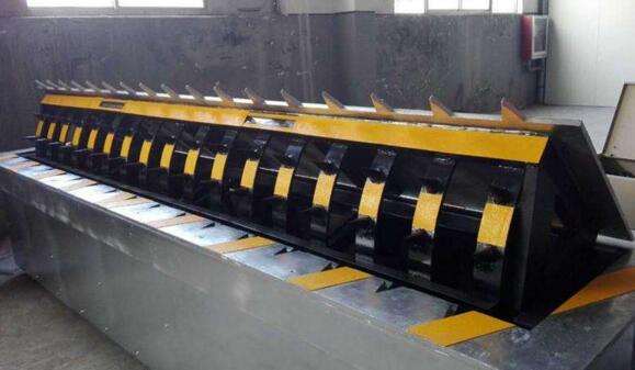 液壓翻板路障機