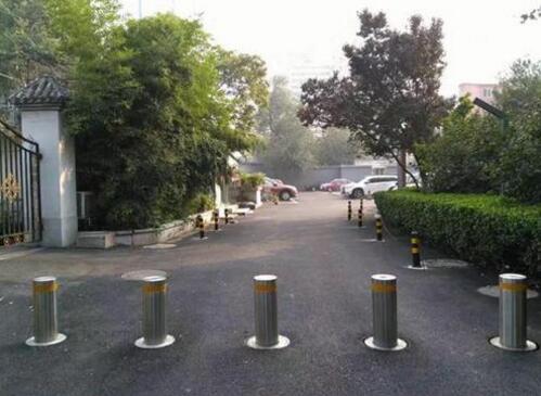 全自動(dòng)防撞升降柱